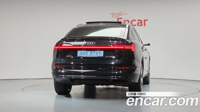 Audi e-tron из Кореи Encar