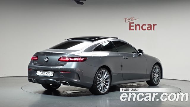 Mercedes-Benz E-Class из Кореи Encar