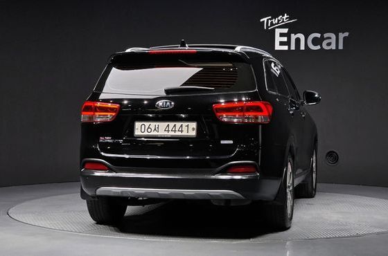Kia Sorento Diesel 2.0 2WD Noblesse Special — пробег 136 220 км — фото 4 из 5