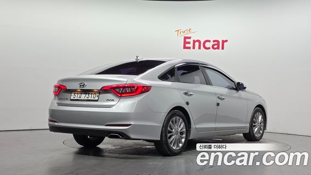 Hyundai Sonata 2.0 Style — пробег 42 271 км — фото 2 из 5