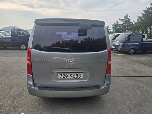 Hyundai Starex 4WD 12-Seater Wagon CVX Luxury — пробег 189 356 км — фото 5 из 5