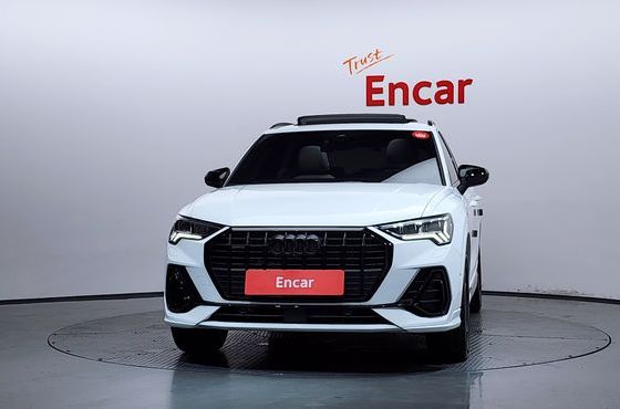Audi Q3 40 TFSI Quattro Premium — пробег 10 562 км — фото 3 из 5