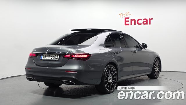 Mercedes-Benz E-Class из Кореи Encar