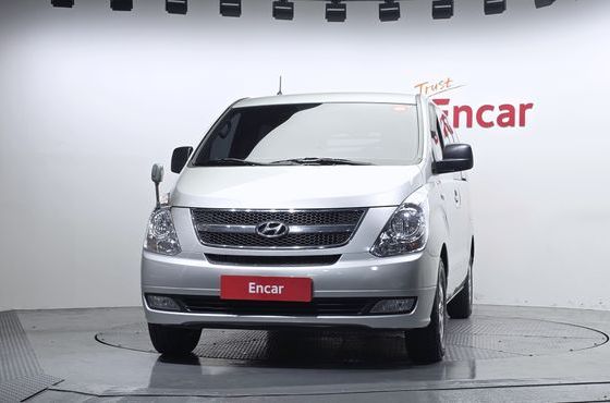 Hyundai Starex 5-Seater VAN CVX Luxury — пробег 123 934 км — фото 3 из 5