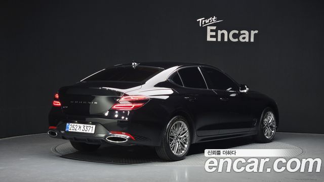 Genesis G70 Gasoline 2.0T 2WD — пробег 15 797 км — фото 2 из 5