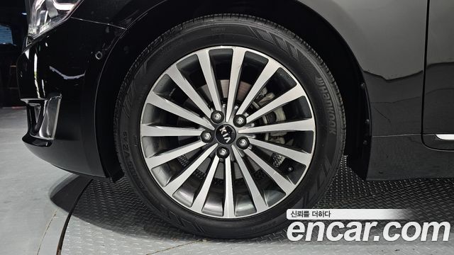 Kia K7 из Кореи Encar