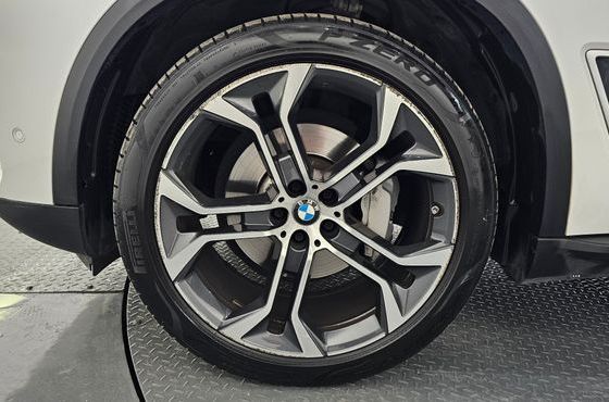 BMW X5 xDrive 40i xLine — пробег 87 335 км — фото 5 из 5