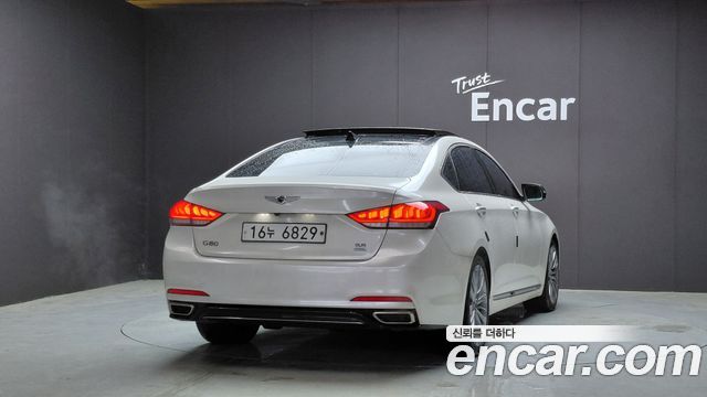 Hyundai Genesis из Кореи Encar