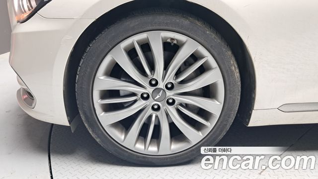 Hyundai Genesis из Кореи Encar