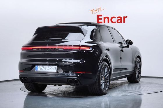 Porsche Cayenne 3.0 — пробег 14 853 км — фото 2 из 5