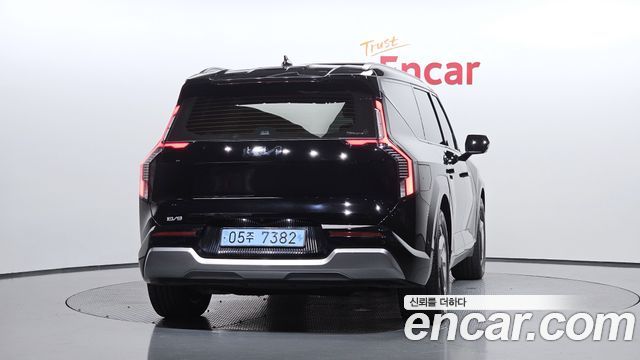 Kia EV9 из Кореи Encar