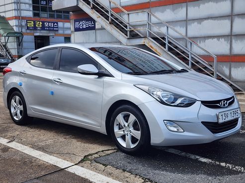 Hyundai AVANTE M16 GDI Premier — пробег 161 162 км — фото 3 из 5