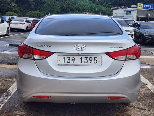 Hyundai AVANTE M16 GDI Premier — пробег 161 162 км — фото 5 из 5
