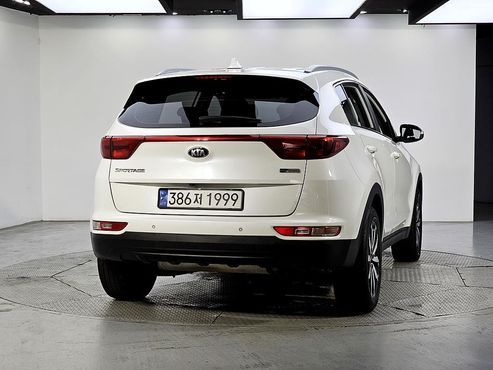 Kia Sportage Diesel 1.7 2wd Noblesse — пробег 191 576 км — фото 3 из 5