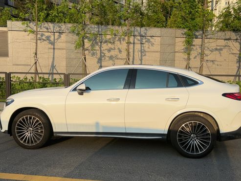 Mercedes-Benz GLC-Class GLC300 4MATIC Coupe — пробег 44 000 км — фото 3 из 5