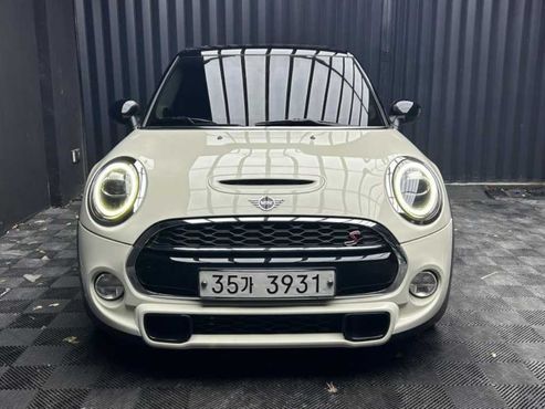 Mini Cooper 5Door Standard 3rd — пробег 96 201 км — фото 1 из 5