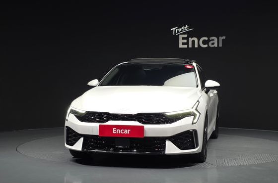 Kia K5 Signature — пробег 6 214 км — фото 3 из 5