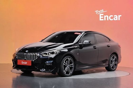 BMW 2-Series 220i M Sports — пробег 18 368 км — фото 1 из 5