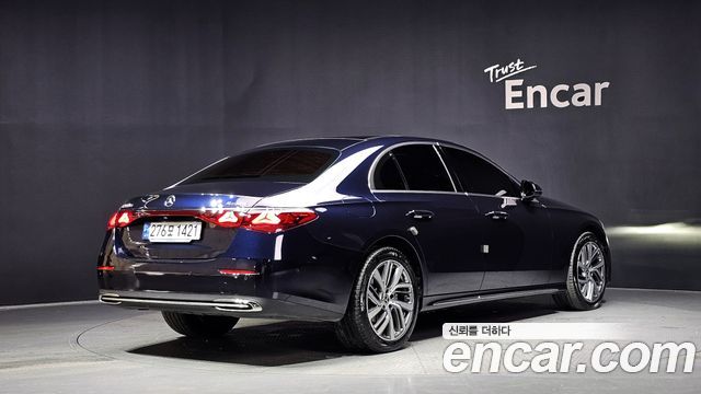 Mercedes-Benz E-Class из Кореи Encar