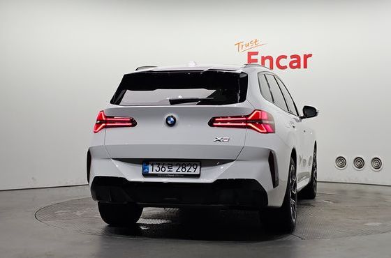 BMW X3 xDrive 20 M Sport Pro — пробег 30 077 км — фото 4 из 5