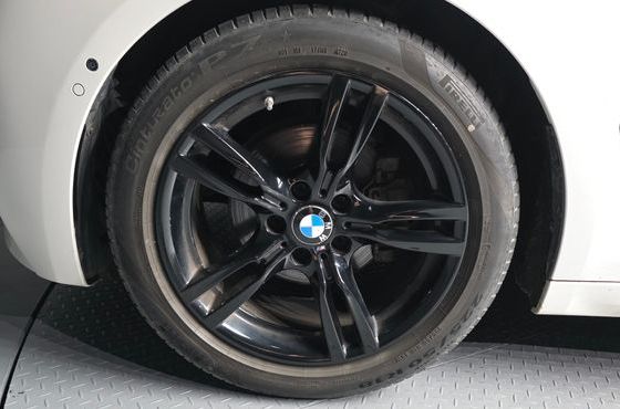 BMW Gran Turismo GT 320d M Sport Premium — пробег 77 351 км — фото 5 из 5