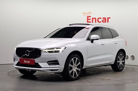 Volvo XC60 D5 Inscription — пробег 92 367 км — фото 1 из 5