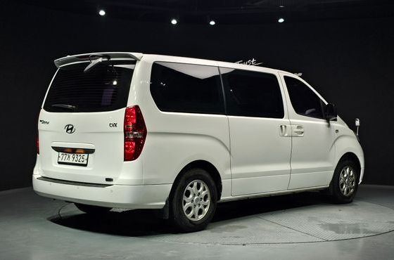 Hyundai Starex 12-Seater Wagon CVX Luxury — пробег 72 595 км — фото 2 из 5