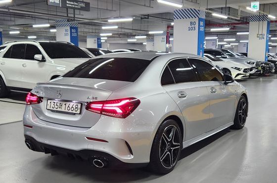 Mercedes-Benz A-Class AMG A35 4MATIC Sedan — пробег 25 284 км — фото 4 из 5