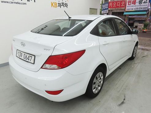 Hyundai Accent 1.4 VVT Smart — пробег 50 000 км — фото 3 из 5
