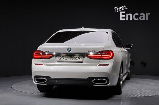 BMW 7-Series 740Li xDrive M Sport Package — пробег 84 846 км — фото 4 из 5