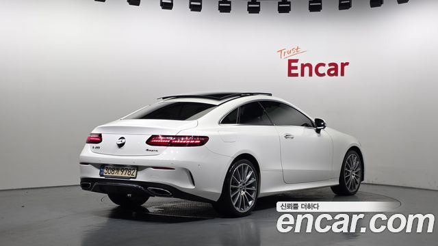 Mercedes-Benz E-Class из Кореи Encar