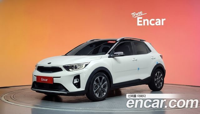 Kia Stonic из Кореи Encar
