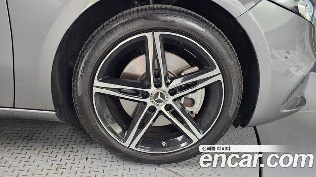 Mercedes-Benz A-Class из Кореи Encar