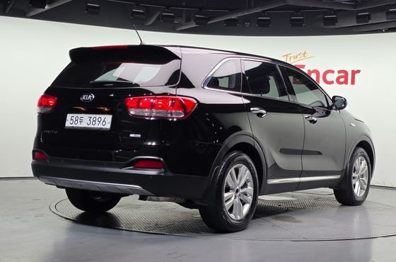 Kia Sorento Diesel 2.0 2WD Luxury — пробег 180 472 км — фото 2 из 5