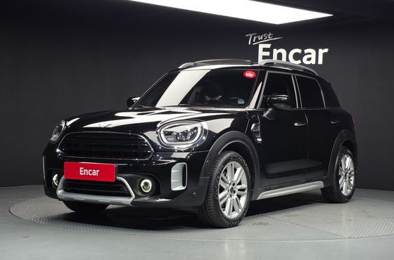 Mini Countryman Classic Plus Launch Pack 2nd Gen — пробег 38 468 км — фото 1 из 5