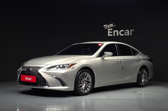 Lexus ES Luxury — пробег 64 290 км — фото 1 из 5