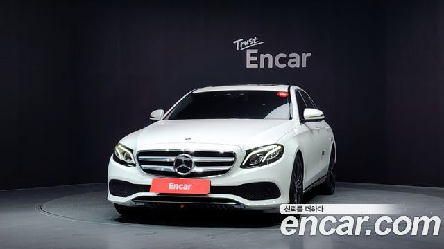 Mercedes-Benz E-Class из Кореи Encar