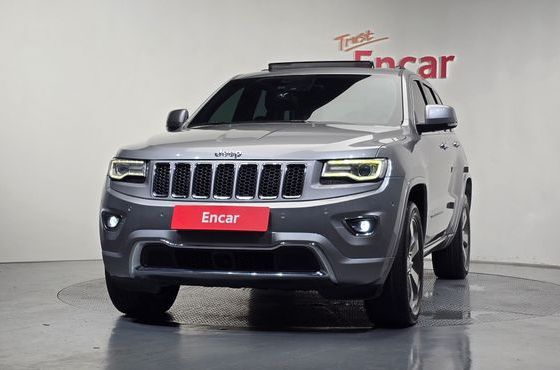 Jeep Cherokee 3.0 Diesel Overland WK2 — пробег 175 415 км — фото 3 из 5