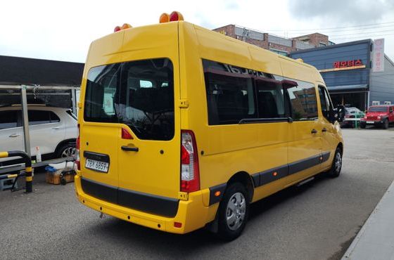 Renault (Samsung) Master School Bus 15-Seater — пробег 28 086 км — фото 2 из 5