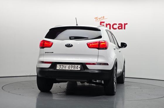 Kia Sportage Diesel 2WD Trendy — пробег 143 828 км — фото 4 из 5