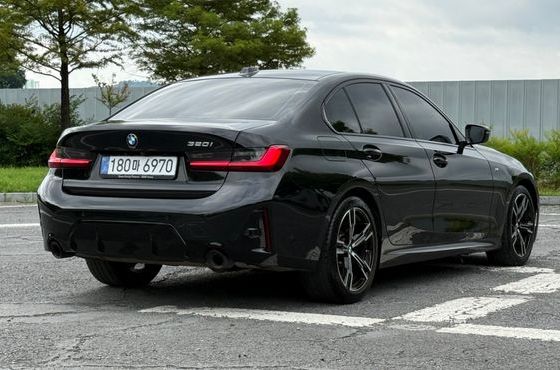 BMW 3-Series 320i M Sport — пробег 42 491 км — фото 2 из 5