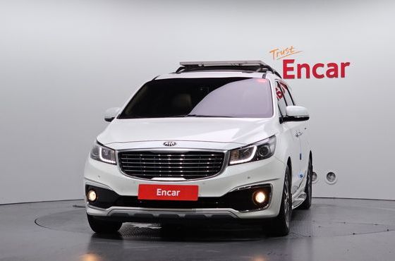 Kia Carnival 9-seater Luxury — пробег 82 406 км — фото 3 из 5