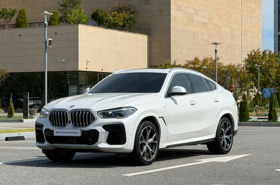 BMW X6 xDrive40i M Sport — пробег 69 621 км — фото 1 из 5