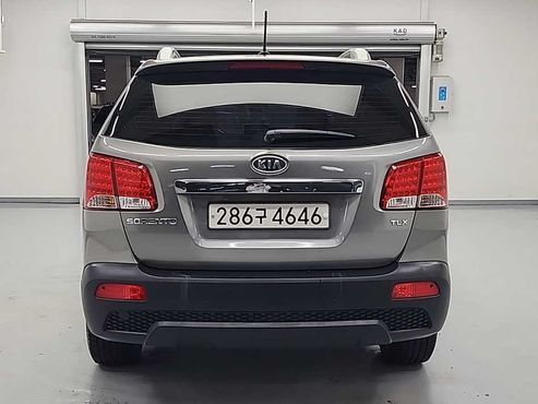 Kia Sorento Diesel 2.0 2WD TLX High-Deluxe — пробег 156 430 км — фото 3 из 5