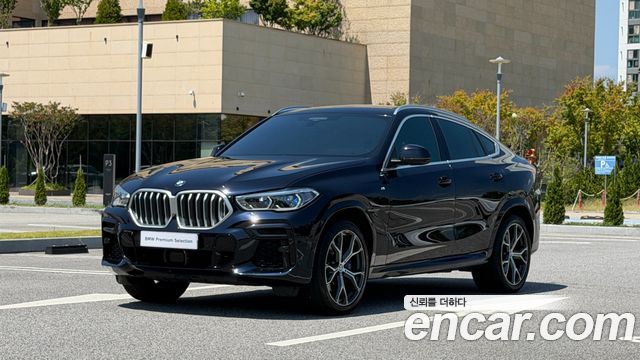 BMW X6 xDrive40i M Sport — пробег 67 114 км — фото 1 из 5