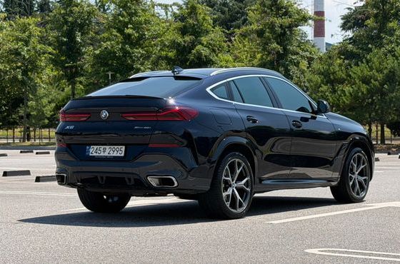 BMW X6 xDrive40i M Sport — пробег 67 114 км — фото 2 из 5
