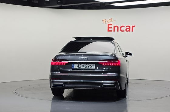 Audi A6 45 TFSI Premium — пробег 70 154 км — фото 4 из 5