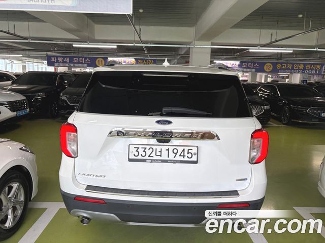 Ford Explorer 2.3 LimIted 4WD — пробег 107 910 км — фото 4 из 5