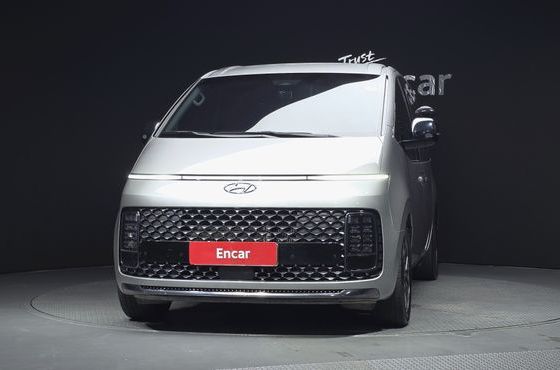 Hyundai Staria 4WD Lounge 9-Seater Prestige — пробег 88 451 км — фото 3 из 5