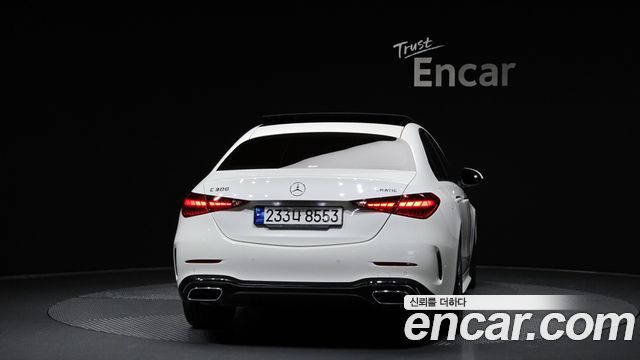 Mercedes-Benz C-Class C300 4MATIC AMG Line — пробег 27 279 км — фото 4 из 5